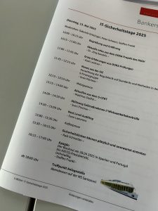 Mehr über den Artikel erfahren Blackout, Darknet und DORA – IT-Sicherheit auf höchstem Niveau bei den IT-Sicherheitstagen 2025 in Potsdam